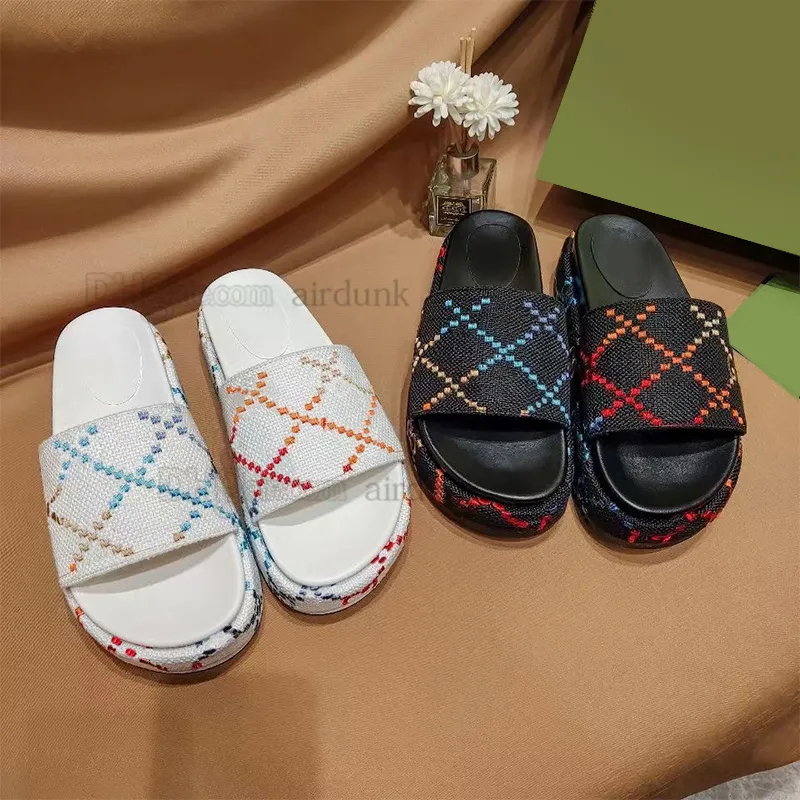 2022 Designer Hausschuhe Mode Dicker Boden Sandalen Gummi Brief Stickerei Slides Dame Plateau Wedges Sandale Strandabsatz Gestickter Slip On Großhandel Flip Flop