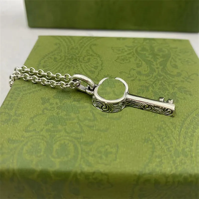 New Vine Carving Pendant Necklaces Shape Key Necklace Couple Sweater Chain Pendants Jewelry Wholesale