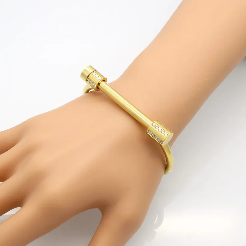 2023 Top Stainless Steel Gold Plated Bangle D-shaped Horseshoe Buckle Bracelet For Women And Man Jewelry