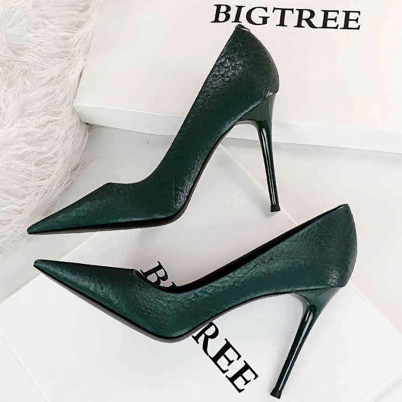 Bigtree Shoes 2022 Hot Women Pumps Green Khaki Czarne wskazane palce wysokie obcasy Buty Kobiety Buty Sexy Night Club Stiletto Party Shoe G220516