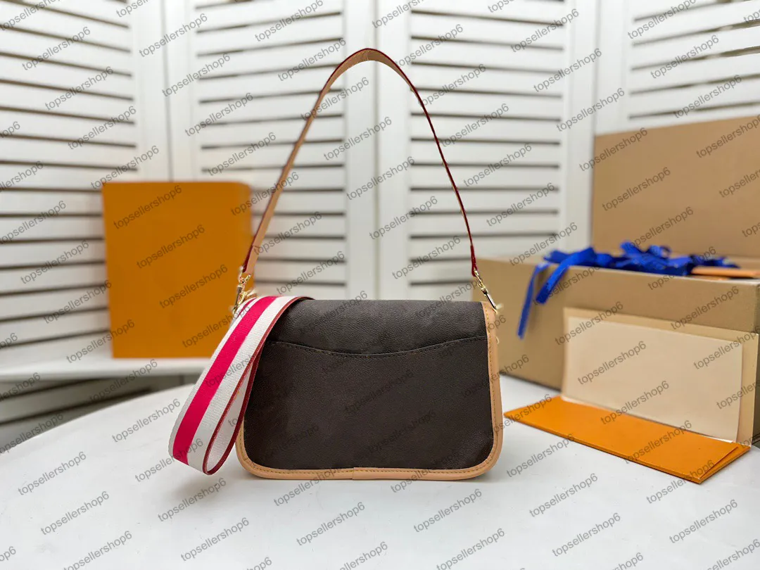 ★MCLANEE★ 987 Diane Shoulder and Crossbody Bag 987diene Designer Canvas Satchel Brixley Crossbody Bag With Cowhide