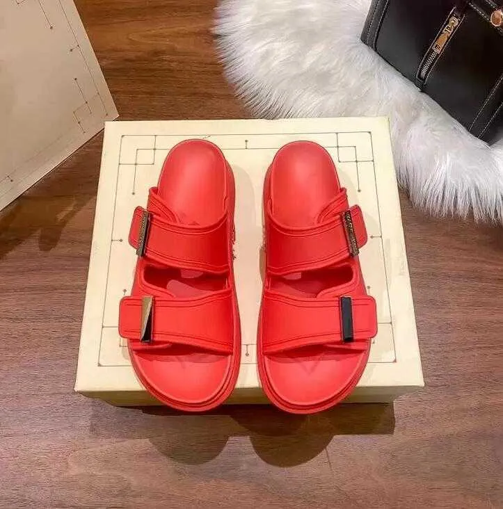 Waterproof flip sales flops womens