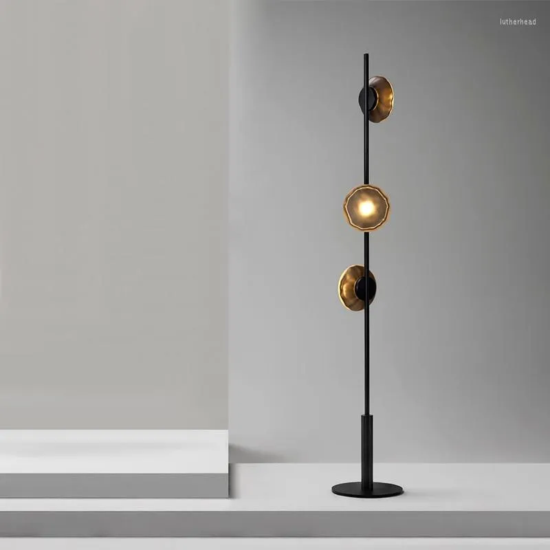 Lâmpadas de assoalho pós-moderno ceto lâmpada luxo sala de estar vertical preto quarto estudo vidro personalidade arte em pé led lampfloor