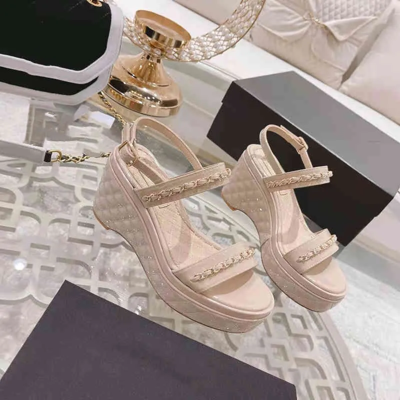 candy color Sandals small fragrance summer linggepo heel sandals women`s grass woven thick soled raised muffin shoes chain YW5B WSXN