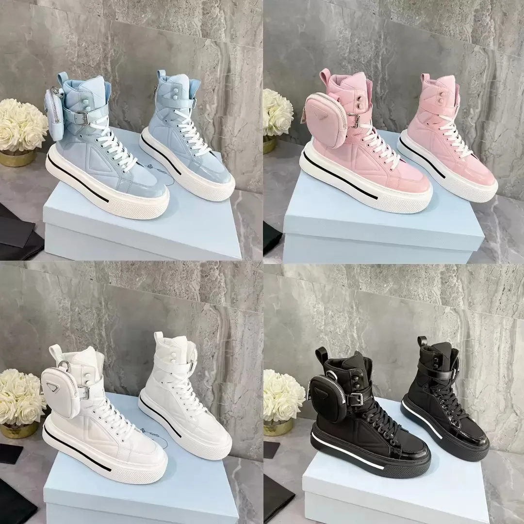 triangelstövlar kvinnor kvinnor för designer renylon skor makro sneakers trippel svart vit platt läder tränare snörning plattform sneaker med myrtränare Prad