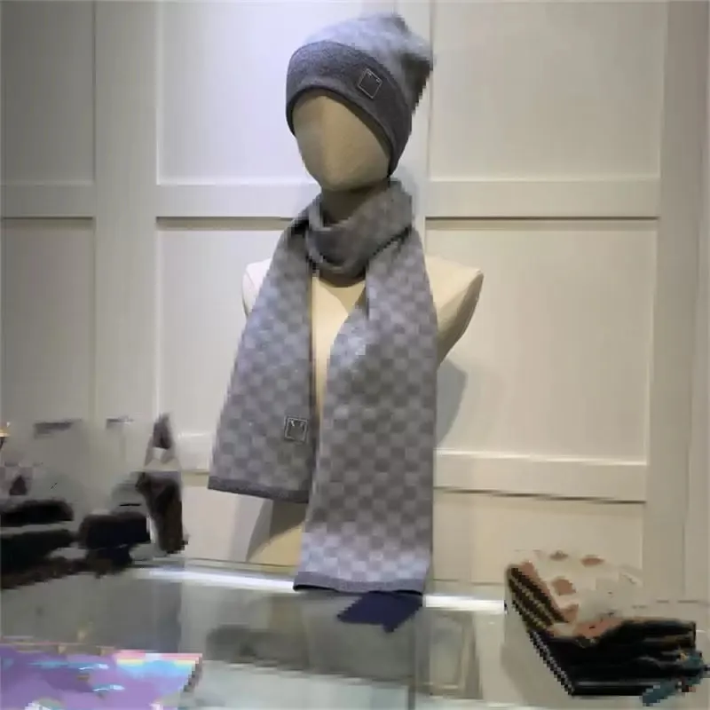 2022 Sciarpa lavorata a maglia da uomo da donna Set Cappelli e sciarpe invernali caldi Cappello da berretto da uomo 0D