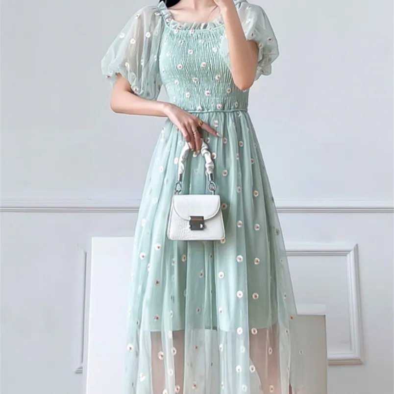 Embroidered Off-Shoulder Dresses Fairy Chic Gentle Dress Female Style Sweet Daisy Printed Mesh Long Floral Dress Female 220514