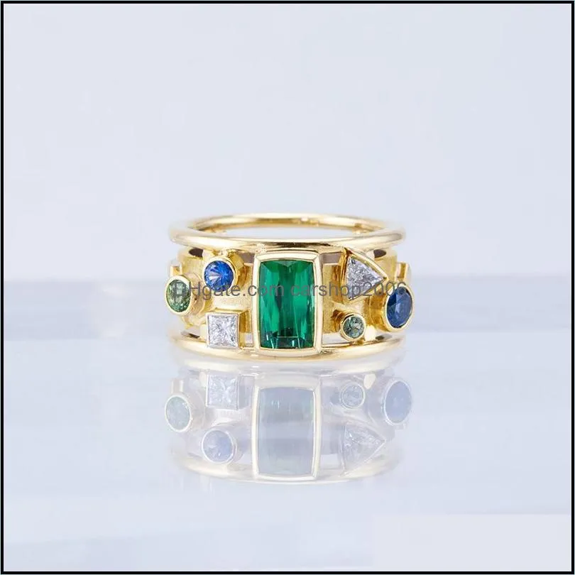 Wedding Rings Retro Geometric Pattern Women`s Ring Copper Jewelry High Quality Electroplating Vintage Gold Inlaid Green Zircon Ladies