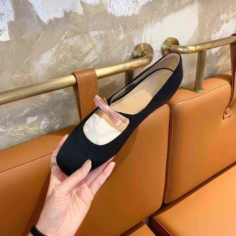 Wholesale Womens PU Leather Mary Jane Ballet Flats Chunky... At Only ...