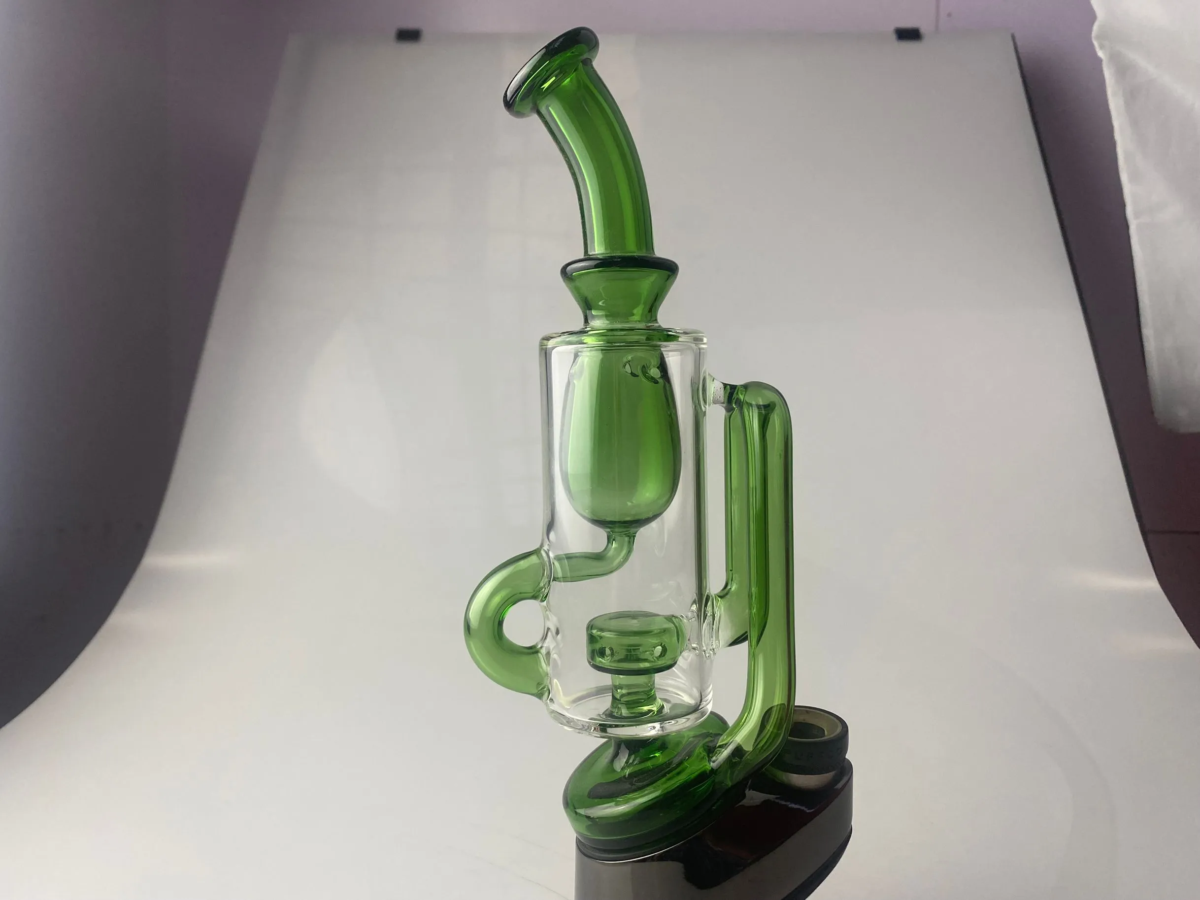 Unique BIAO Glass Bongs cup Style Hookahs Water Pipes green color fitting to peak