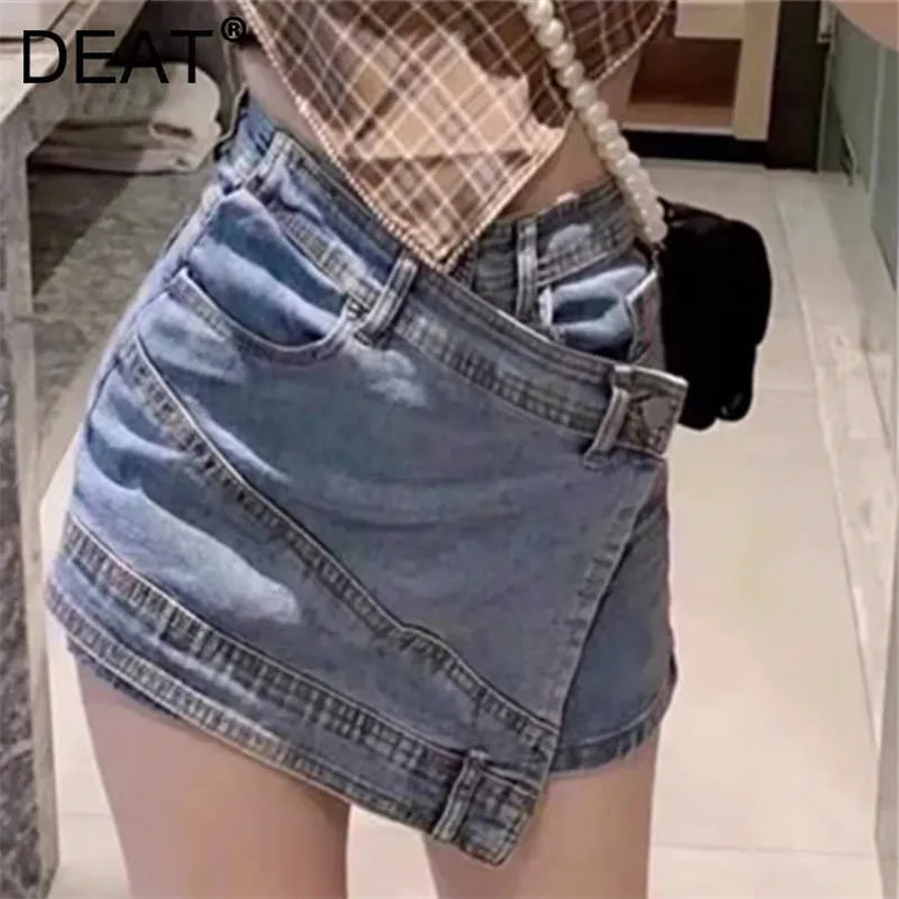 DEAT Frauen Asymmetrische Personalisierte Denim Shorts Hohe Taille Mode Temperament Frühling Sommer 11D1756 210709