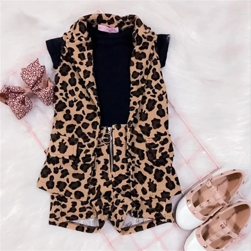 Emmababy Summer Toddler Baby Girl 3PCS Vestiti Outfit Senza maniche Leopard Shirt Top T Shirt Pantaloni corti Set 220620
