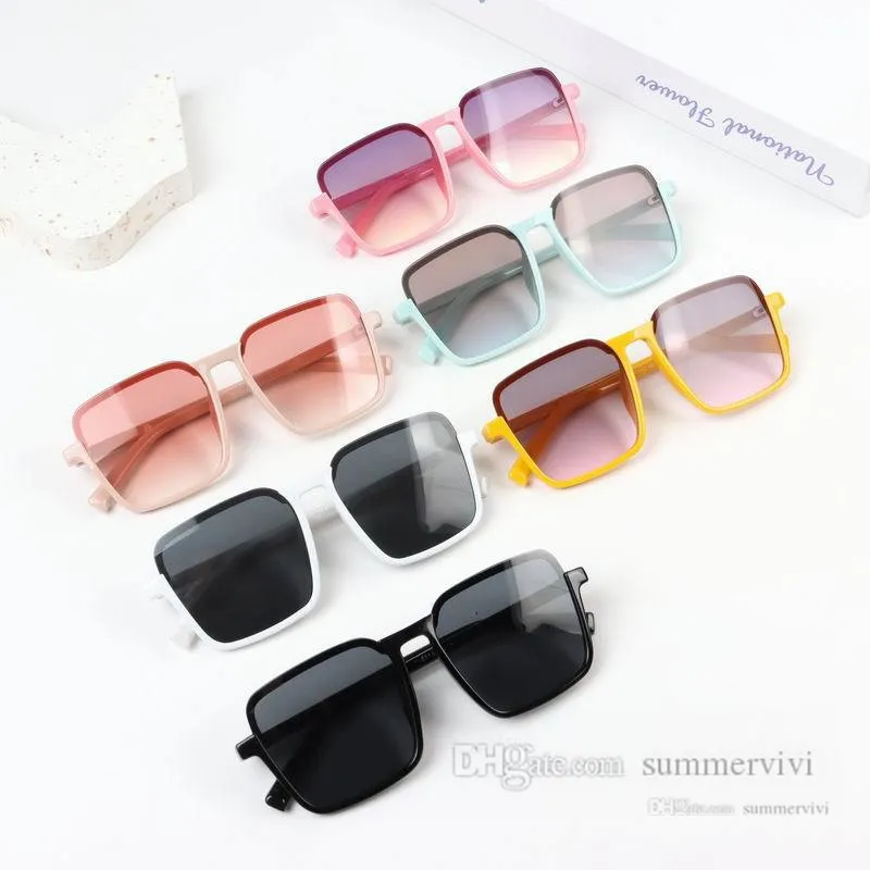 Moda Büyük Çocuk Yarım Çerçeve Güneş Gözlüğü Kızlar Büyük Degrade Kare Sunglass Gözlük Çocuk UV 400 Koruyucu Gözlük Erkek Serin Bisiklet Gözlükleri Fit 6-15 T Q6187