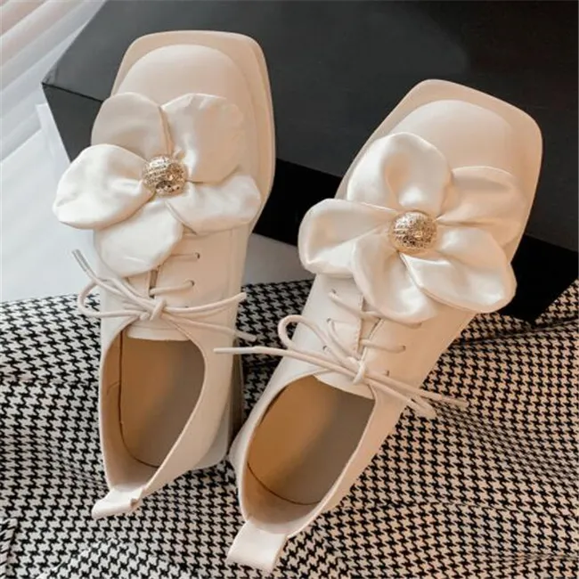 Designer Women Dress Shoes Genuine Leather Sole Heels Wedding Elegant Ladies Chunky Heel Big Flower Womens Shoe