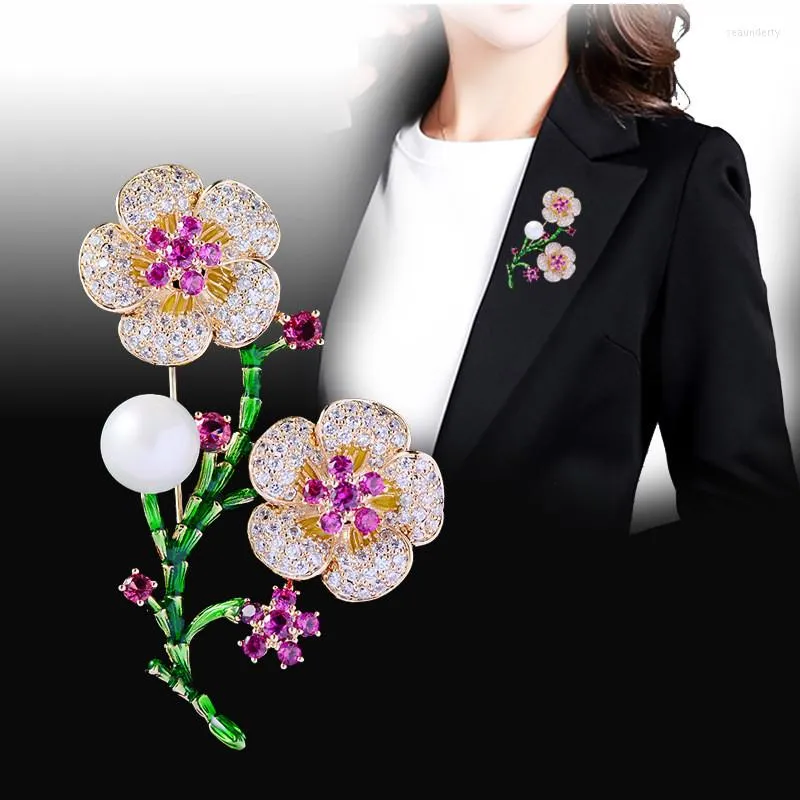 Broszki szpilki luksusowy kwiat śliwki z perłową broszkową pinem delikatny emalia kwiat kwiatowy i dla kobiet walentynkowe piny