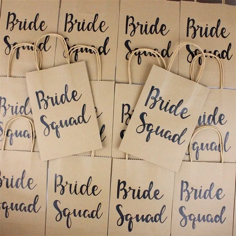 Custom Name Bride Squad Personalised Hen Birthday Party Bridesmaids s Bachelorette Gift Bags 220707