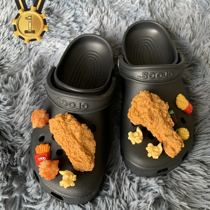 Simulazione Fast Food Croc Charms Designer DIY Burger Pollo Patatine fritte Scarpe Decaration per JIBB Zoccoli Bambini Donne Ragazze Regali 220527