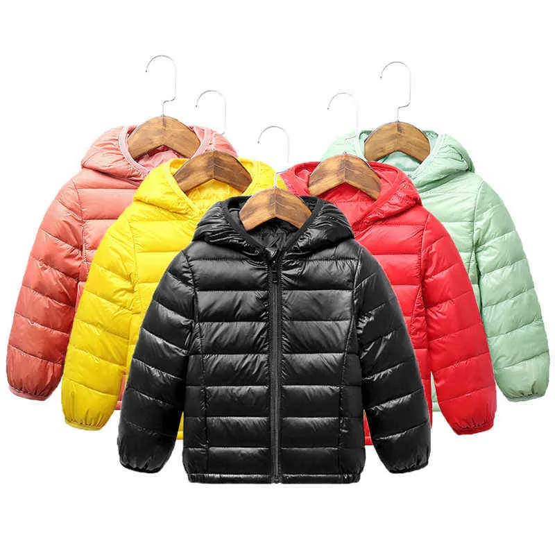 女の子のための秋の冬のフード付き子供のジャケットのダウンジャケット