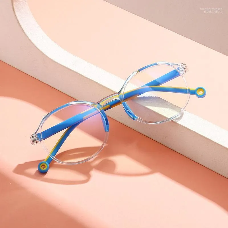 Mode lunettes de soleil cadres lunettes 2022 lunettes plates enfants bleu lumière bloquant avec cadre en silicone jeu d'ordinateur haute définition aller