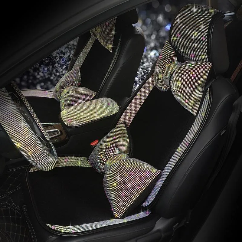 Auto -stoelbedekkingen Diamant ingelegd kussen vrouwen universele bling chauffeur cover cover Strijntestonen hoofd achterbeschermer achter matroze accessoires
