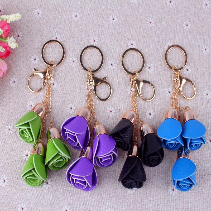 Keychains Simple Three Roses Ladies Car Keychain Fashion Pu Leather Flower Key Bag Pendant Accessories Unisex midja hängande smycken gåva