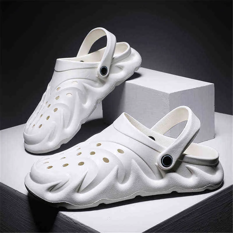 Sandali estivi da uomo Scarpe da uomo casual da esterno Zoccolo antiscivolo Pantofole da bagno per la casa EVA Infradito leggero Moda Croc per uomo H220412