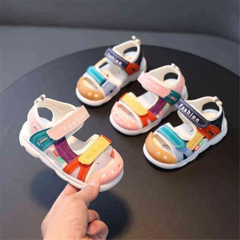 2022 Zomer nieuwe kinderen schoenen jongens zachte zolen strandschoenen mannelijke baby baotou anti-kick kids sandals boy girl sandalen maat 21-30 g220523