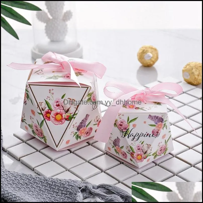 50pcs Diamond Shape Candy Box Wedding Favors and Gifts Boxes Birthday Party Decoration for Guests Baby Shower Gift Bags C1119