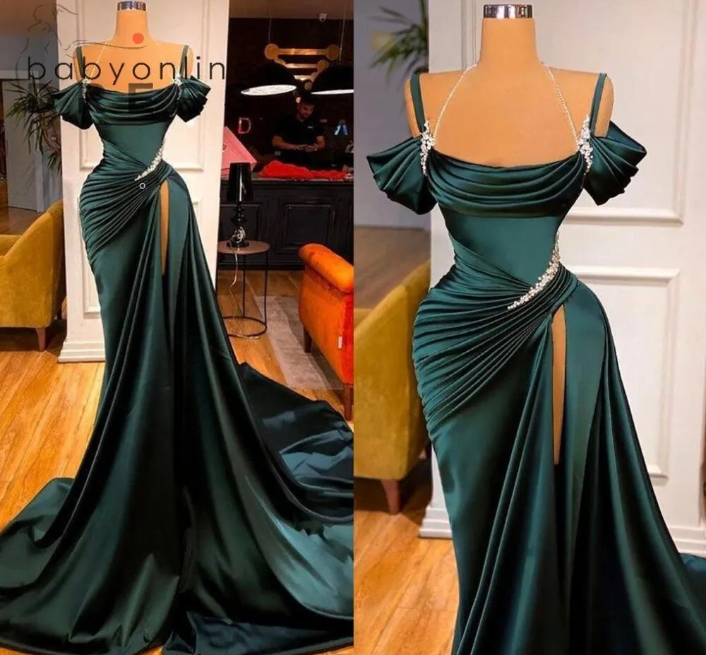 UPS Eleganckie Dark Green Mermaid Suknie wieczorowe Oszałamiające Off-the-ramię Syrenka Sukienka Ruffles z wysokim podziałem długich vestidos de fiesta formalne