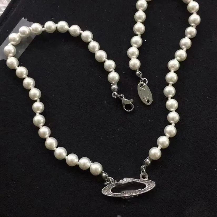 Colliers de perles européens et américains pleins de diamants tempérament chaîne de la clavicule sauvage or et argent 2 couleurs en option femelle de haute qualité livraison rapide