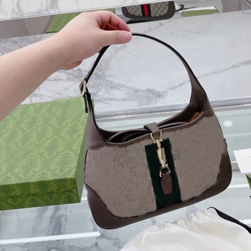Handbag Mini Axillary Bag Luxuries Designers Women Bag Clutch CRoss body Wallet Fashion Printed Letters Interior Zipper Pocket Artwork
