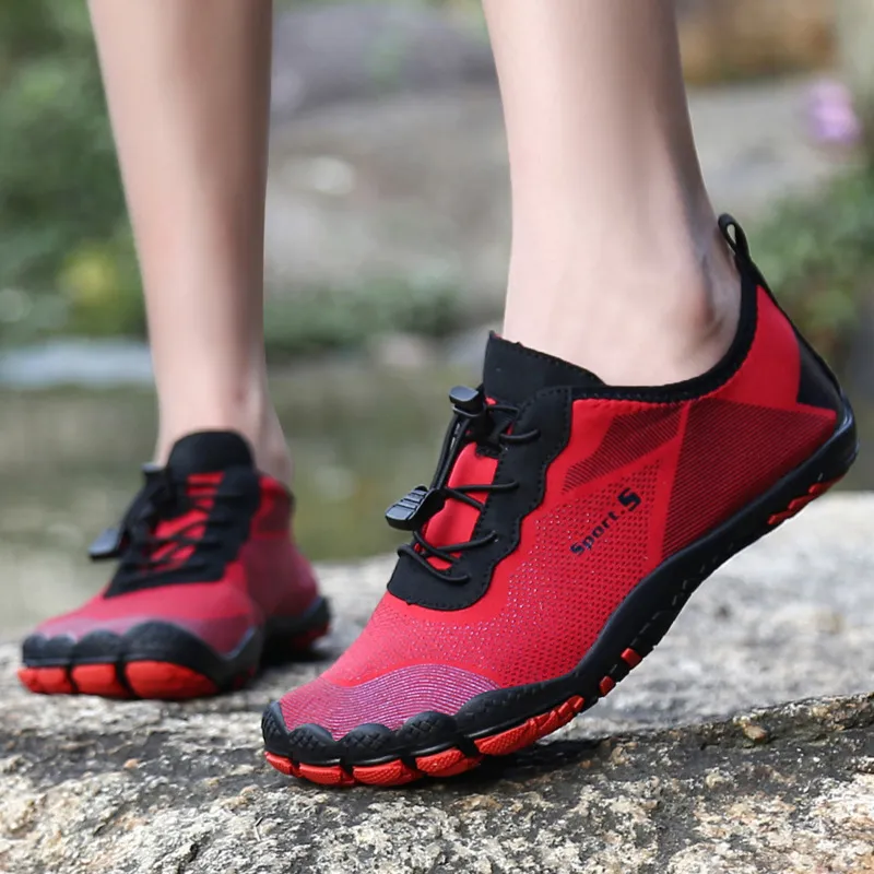 Summer Barefoot Aqua Water Shoes Red Beach Shoes Women Upstream Shoes For Men Sneakers Outdoor Swimming Gym Fishing Footwear 220623