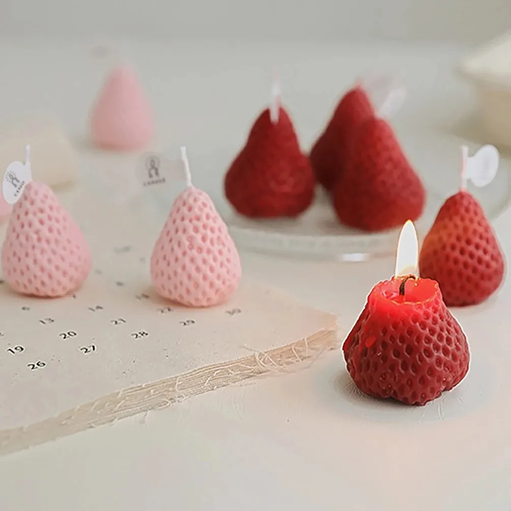 4pcs 딸기 장식 향기 양초 콩 왁스 향이 생일 웨딩 양초 목록 도매를위한 양초