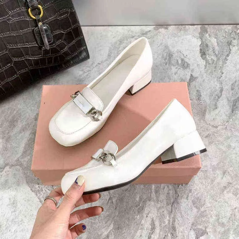 2022 New Early Spring Square Toe Metal Low-Cut Vintage Pumps Mary Jane Chunky Heel Slip-on Leather Shoe Women W220323