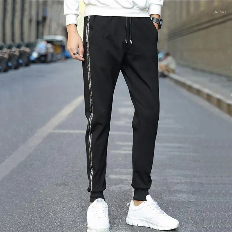Мужские брюки Мужчины отслеживают 2022 модную хип -хоп фитнес -одежда мужская брюки Полоса