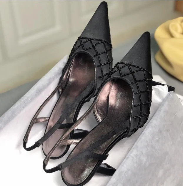 Designer Rhinestone Femmes Sandales et chaussures à talons hauts Banquet de mariage Perle Point Couture Bow Ladies Luxury Crystal Sandales à talons hauts