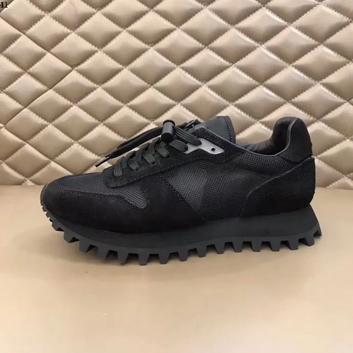 Q Limited Edition Низкая плоская обувь с прозрачными буквами Высококачественные модные и универсальные мужские модные туфли размером с 38-45 Mjjrej15255