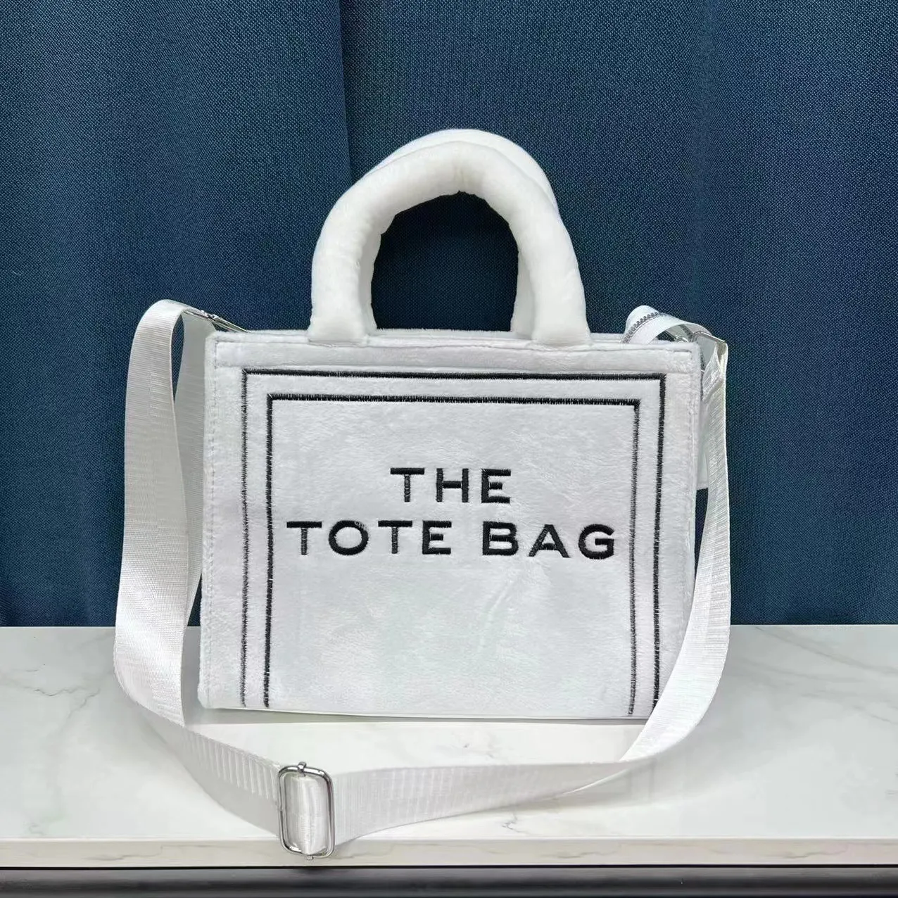 2024 Сумка Marc Totes Bags Женщины дизайнерские сумки плюшевые сумочка для куппира Shopper Shopper Сумочки на плечах