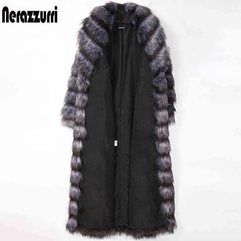 Nerazzurri Long Fluffy Warm Faux Fur Matel Femme 2022 M manteaux de fourrure en argent à manches longues 5xl 6xl 7xl Winter Fashion Européenne T220816