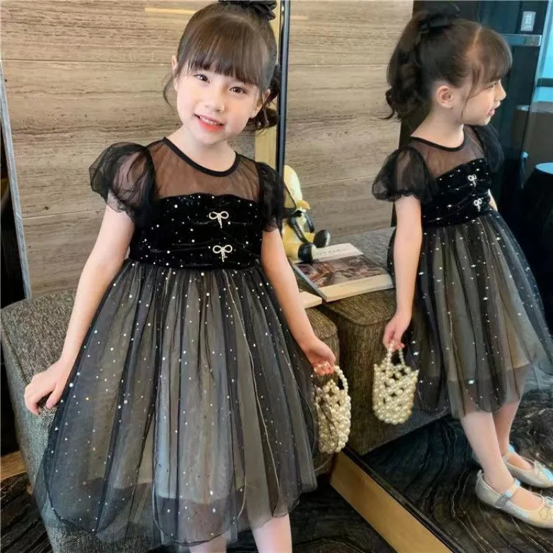 Flickor klänningar sommarbarn 2022 Princess kjol puffhylsa Gaze Black Dress Barnflickan barn Rhinestone Kläder Födelsedagsfest 60 38QT H1