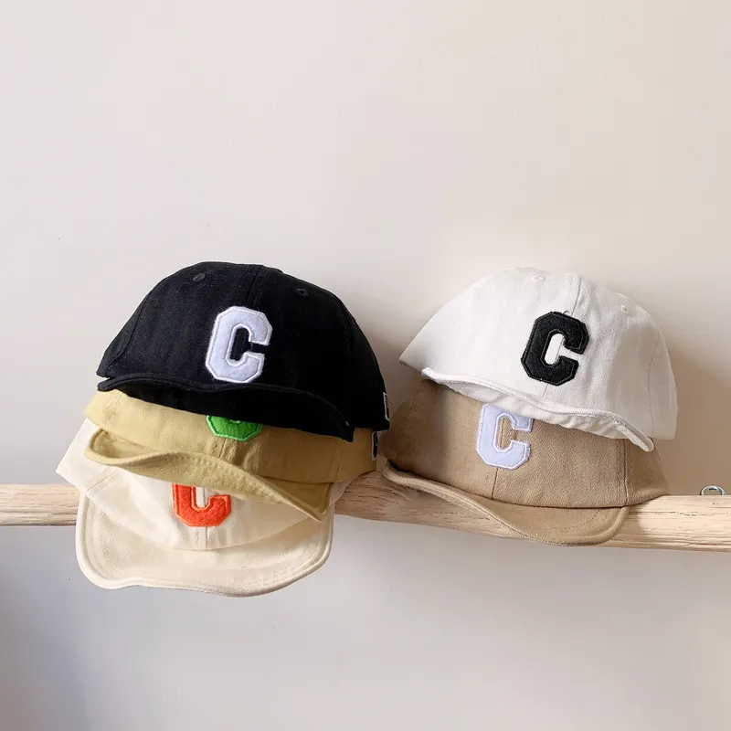 Bahar Çocuk Doğdu Çift Mektup Yumuşak Kötü Şapka Çocuklar Kızlar Kızlar Sevimli Beyzbol Kapağı Toddler Çocuk Pamuk Güneşlik Şapkası