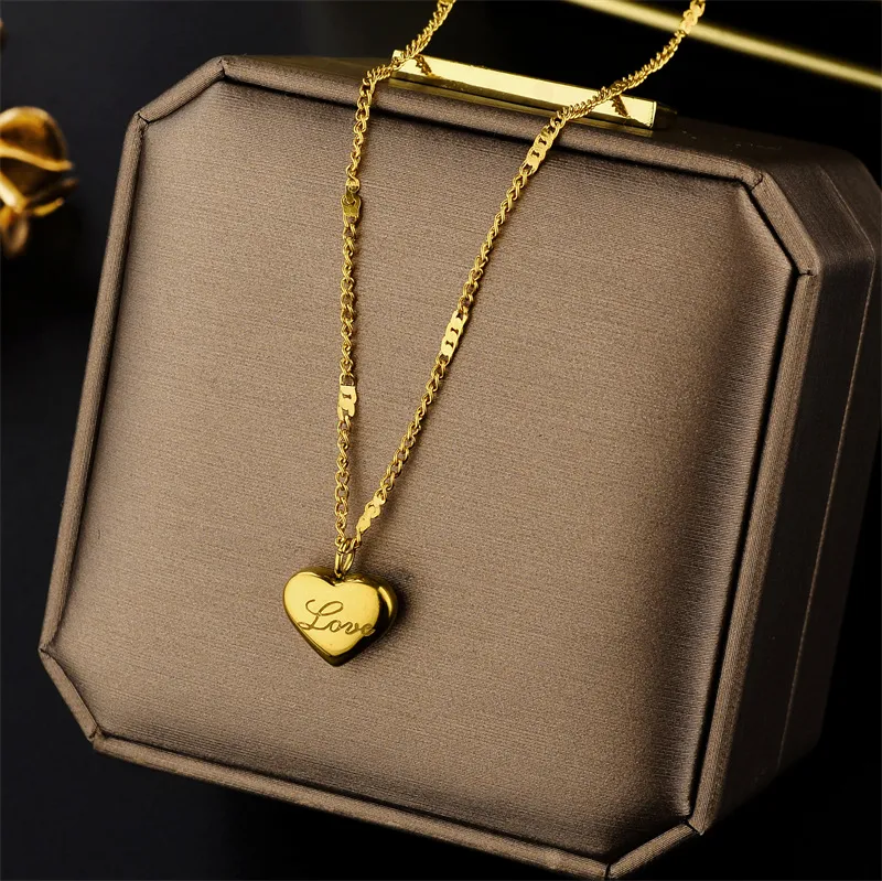 Love Necklace Stereoscopic Heart Necklaces Simple Clavicle Chain Luxury Necklace For Men Women Party Jewelry Valentine's Day Present Without Box