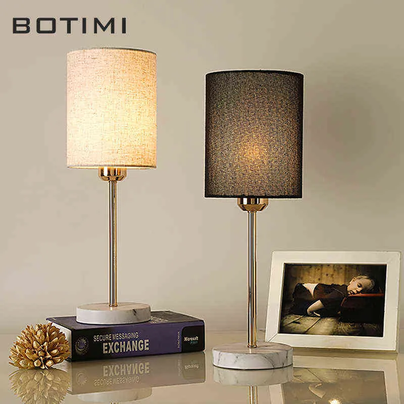 BOTIMI Europe lampe de table avec abat-jour en tissu pour chambre à coucher chevet blanc noir bureau lampes de lecture Luminaires de salon modernes H220423