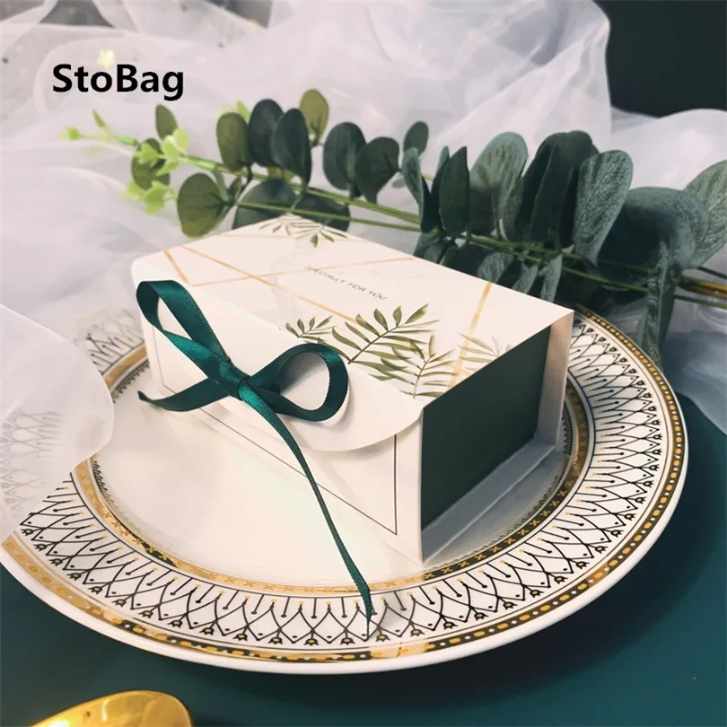 Stobag 20pcs Green/Red/Blue Gift Box Party Party Wedding Baby Shower Package Chocolate Cake Decoration مع شريط 220427