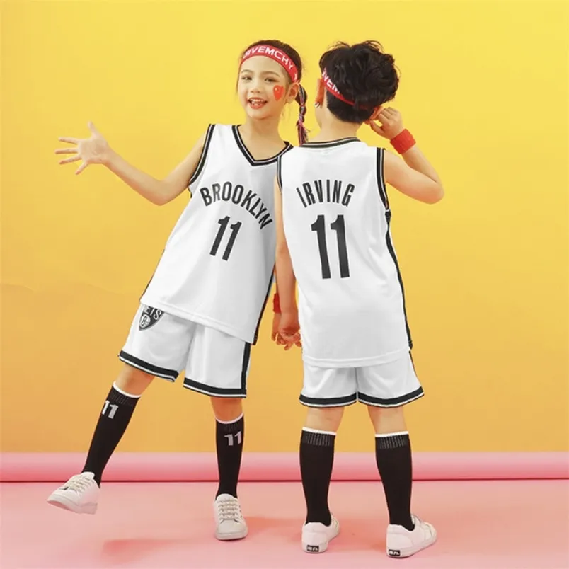 Uniformes de football pour enfants garçons et filles enfants personnalisé équipe de basket-ball costume ensemble de vêtements survêtement à manches courtes maillot shorts 220620