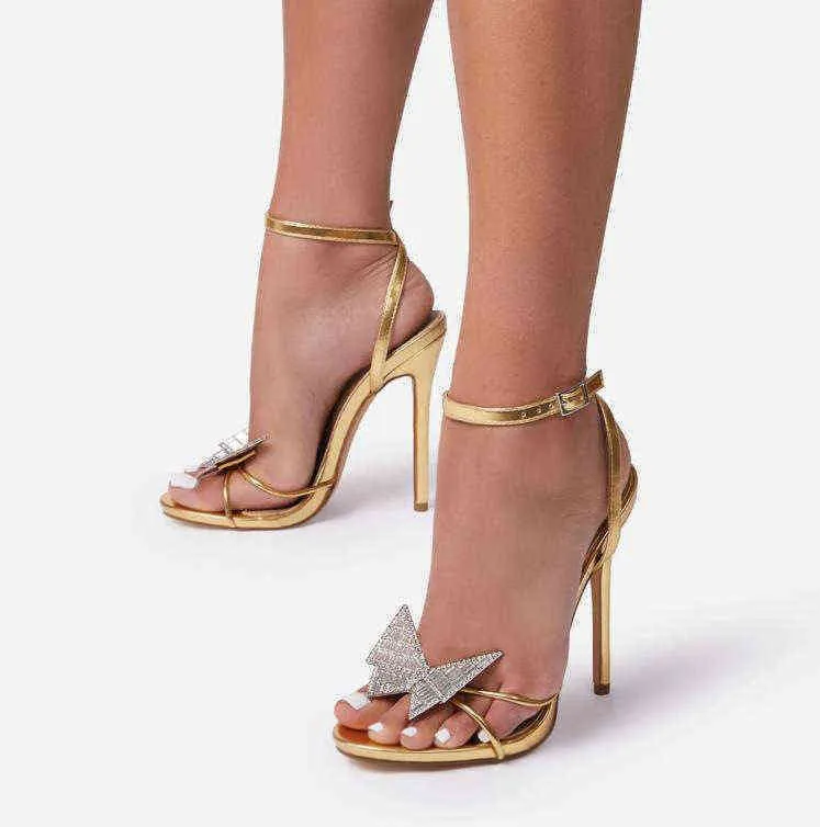 Sexiga sandaler höga klackar designer 2022 Ny lyxig strassfjäril Banquet wa