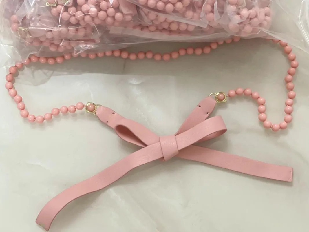 Подвесные ожерелья бренда модные украшения женщины цвета конфеты Кожаный пояс с длинным цепным розовым желтым белым синим ожерельем.