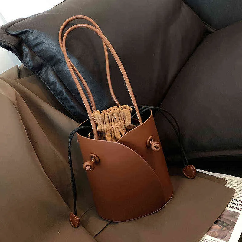 Sacs de soirée Vintage Pu Cuir Seau Bandoulière pour Femmes 2022 Hiver Luxe Designer Sacs à main et sacs à main 220517