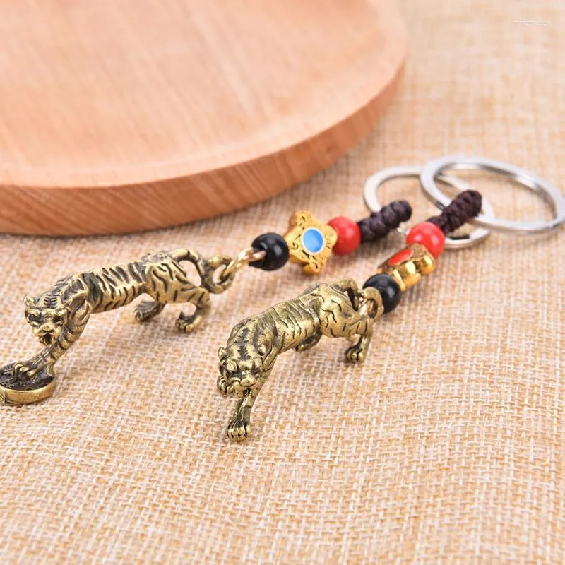 Keychains Brass Zodiac Tiger Animal Keychain Copper Shouting Beast Car Keyring Handmade Men Pendant Accessories Miri22