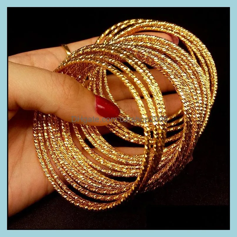 Diamond Gold Bracelet, Artificial Jewellery | Diamond bracelet design,  Dubai gold jewelry, Diamond jewelry designs